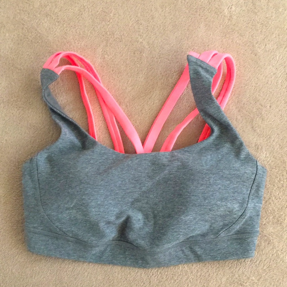 COPY - Lululemon sports bra size 6